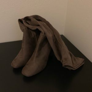 Above the knee boots • Size 7.5